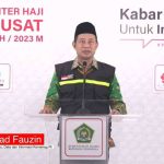 Akhmad Fauzin, Kepala Biro Humas Data dan Informasi Kemenag RI saat menyampaikan siaran pers dari MCH PPIH Pondok Gede Jakarta.