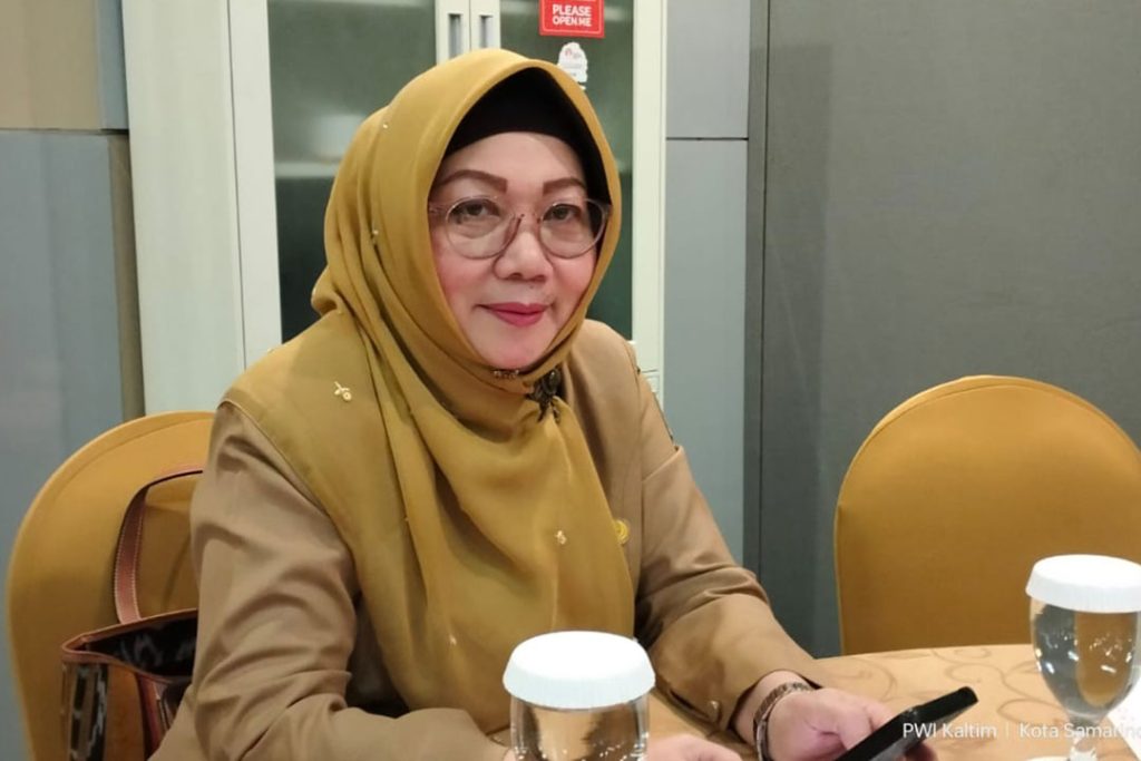 Hj. Noryani Sorayalita, S.E., MMT Kepala Dinas Kependudukan Pemberdayaan Perempuan dan Perlindungan Anak (DKP3A) Provinsi Kalimantan Timur