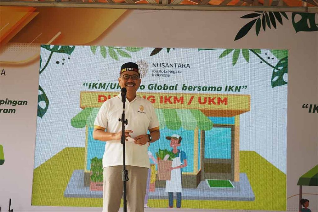 Kepala Otorita IKN Bambang Susantono memberikan sambutan di Titik Nol Nusantara, Penajam Paser Utara, Kalimantan Timur, Minggu (25/06/2023)