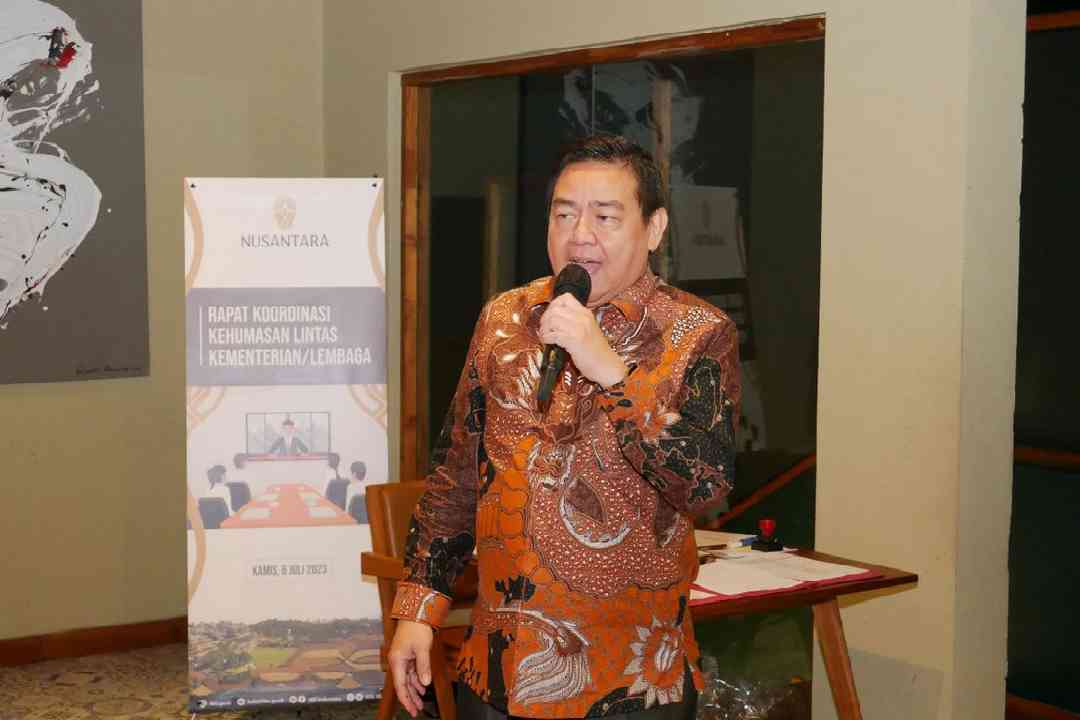 Sekretaris OIKN Achmad Jaka Santos Adiwijaya memberikan sambutan dalam Rapat Koordinasi Kehumasan Lintas Kementerian/Lembaga, Kamis (6/7/2023)