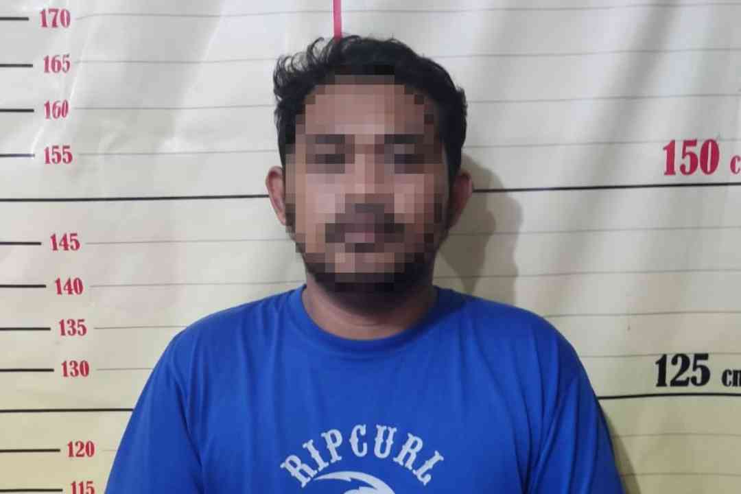 Pelaku penipuan AS (27) diamankan polisi di Jalan Ahmad Yani Kelurahan Api-Api, Bontang Utara, Rabu (5/7/2023).