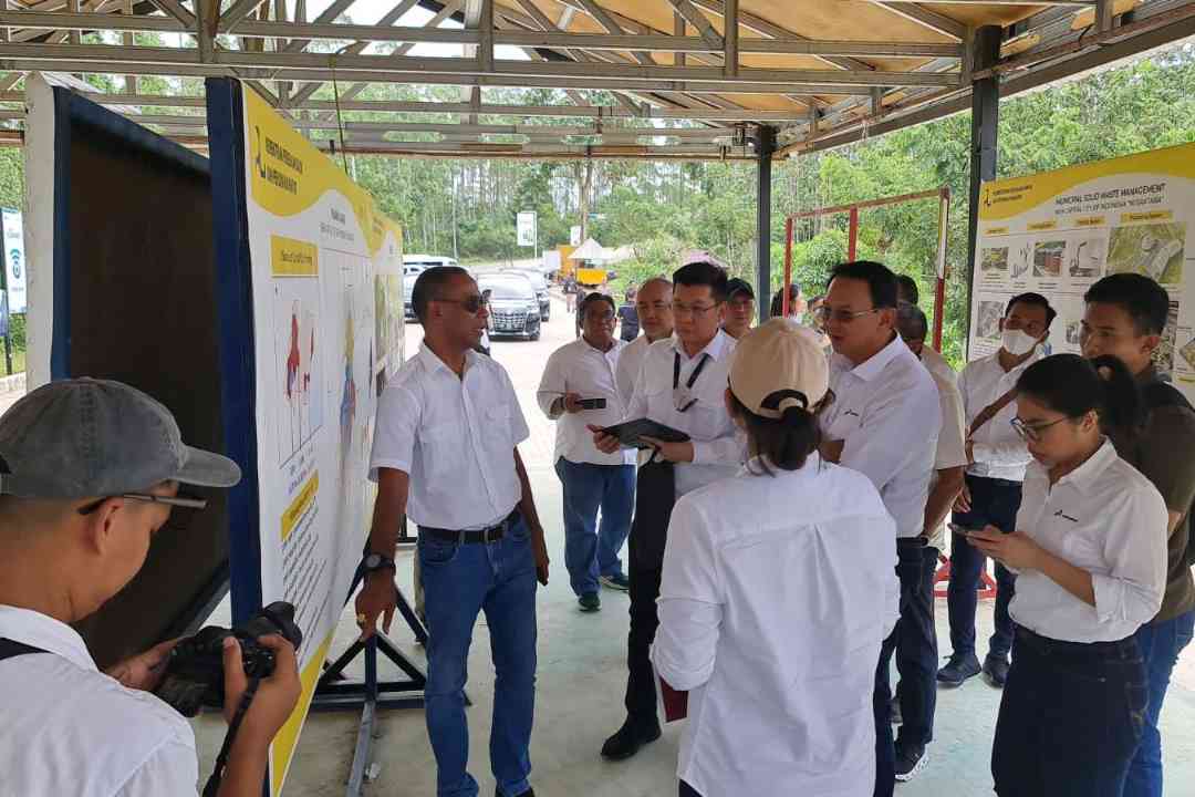 Kunjungan Komisaris Utama PT Pertamina (Persero) Basuki Tjahaja Purnama dan Deputi Bidang Pengendalian Pembangunan OIKN Thomas Umbu Pati Tena Bolodadi ke Titik Nol IKN, pada Senin (10/07/2023)