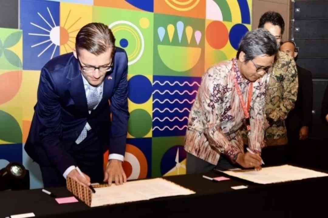 Penandatangan MoU Pertamina dengan Partner bisnisnya.