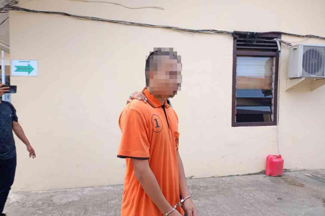 Pelaku berinisial AS harus mempertanggungjawabkan perbuatannya lantaran melakukan aksi pencabulan kepada anak berumur 13 tahun.