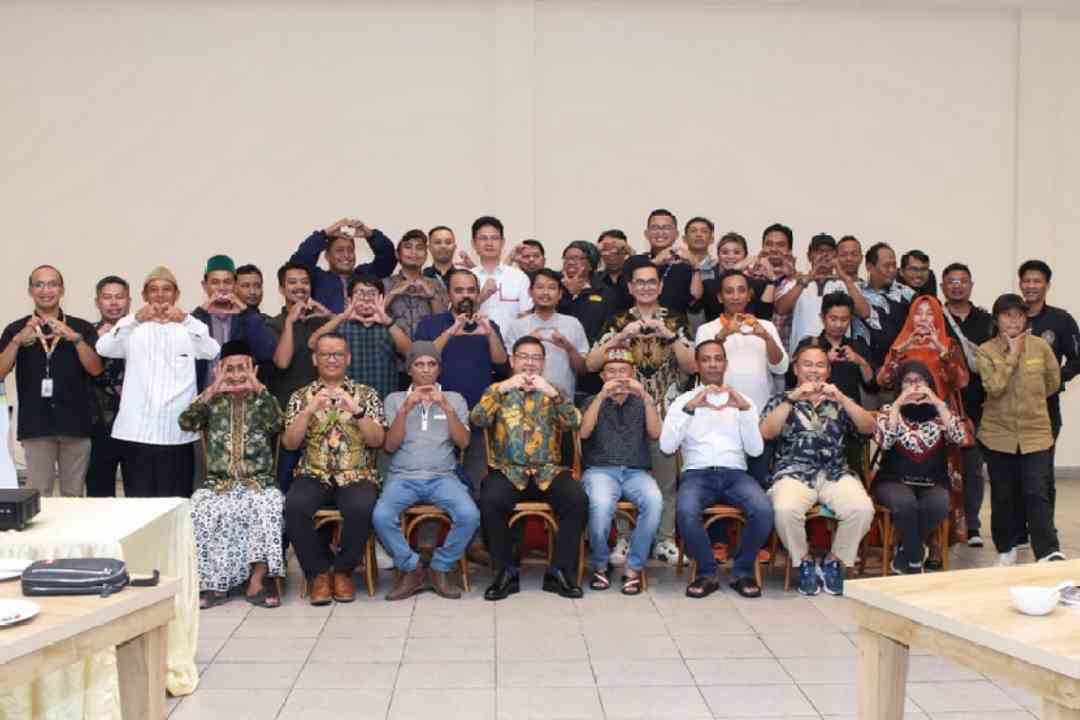 Agenda pertemuan OIKN bersama media lokal Kalimantan Timur di Kampoeng Pasir, Balikpapan pada Jumat (21/07/2023)