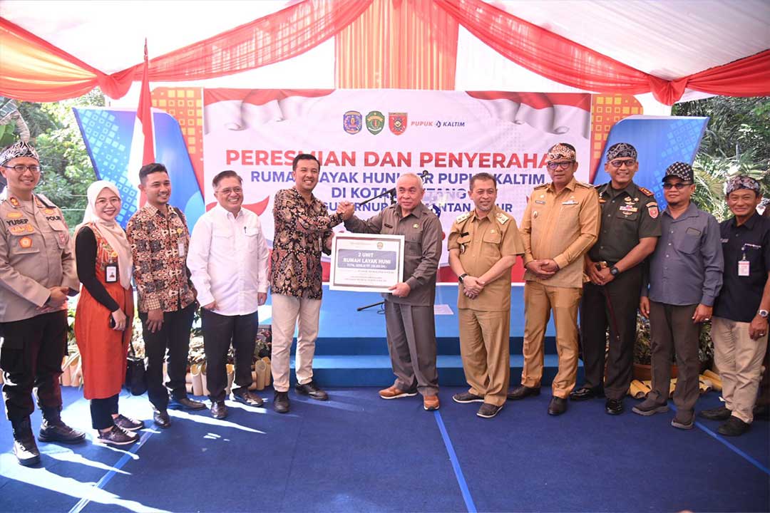 Peresmian dan penyerahan rumah layak huni oleh Gubernur Kaltim Isran Noor di Kelurahan Guntung, Bontang Utara, Selasa (1/8/23).