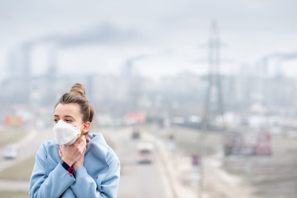 ILUSTRASI. Tips Menjaga Kesehatan Anda saat Menghadapi Polusi Udara (Freepik)