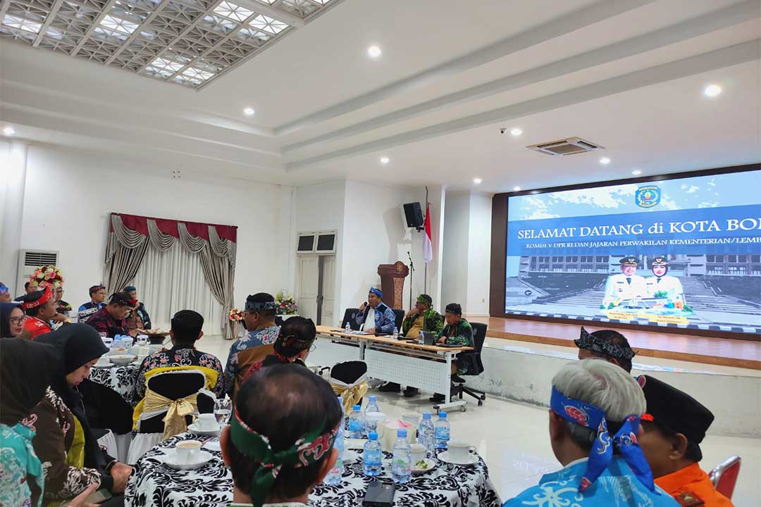 Ramah Tamah Penyambutan Komisi V DPR RI oleh Pemerintah Kota Bontang di Pendopo Rumah Jabatan Walikota, Senin (7/8/2023).