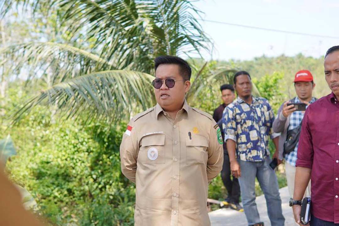 Wakil Bupati Kutai Kartanegara Rendi Solihin saat mengunjungi dan menyapa masyarakat di Samboja, Senin (31/7/2023).