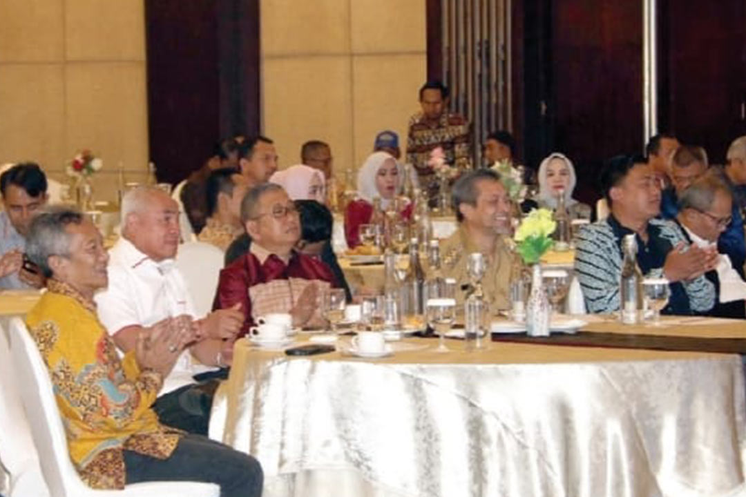 Gubernur Kaltim Dr H Isran Noor dan Wagub Hadi Mulyadi menghadiri acara Penganugerahan Golden Award Siwo PWI Pusat VI Tahun 2023, di Novotel Balikpapan, Senin 28 Agustus 2023.