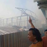 Kebakaran di kawasan Jalan M. Yamin Samarinda, Pukul 14.21 WITA, Sabtu, 9 September 2023.
