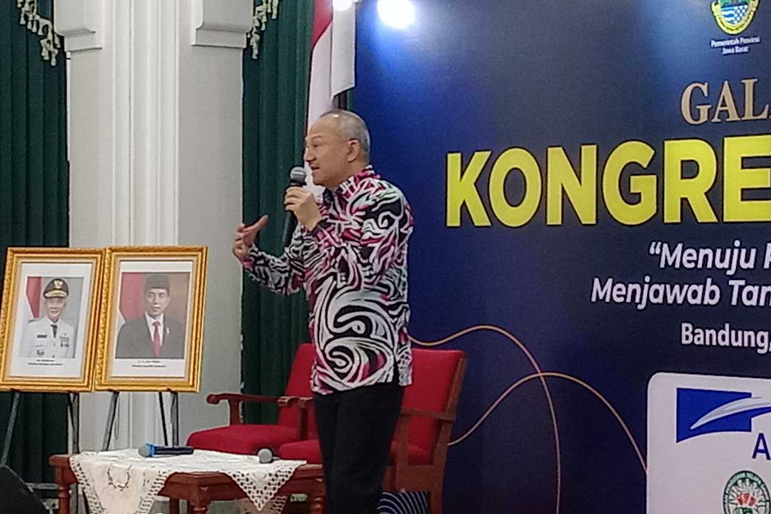 Setiawan Wangsaatmaja, Plh Sekda Jawa Barat saat menyampaikan sambutan.