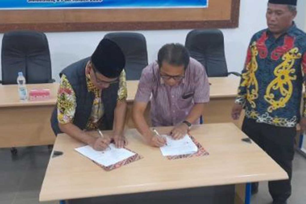 Penandatanganan Memorandum of Understanding antara Politeknik Pertanian Negeri Samarinda dengan Gerakan Tani Syarikat Islam (Gertasi).