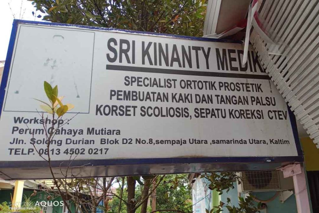 Sri Kinanty Medika yang terletak di Perumahan Cahaya Mutiara, Jalan Solong Durian Blok D2 No.8 RT.42 kelurahan Sempaja Utara kecamatan Samarinda Utara.