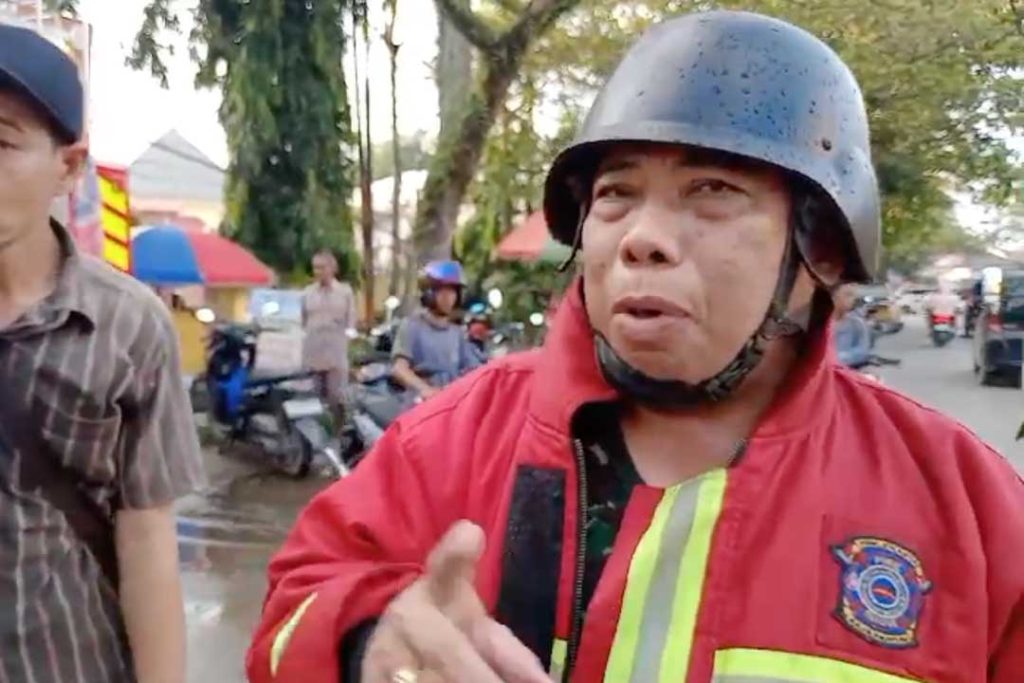 Syaiful relawan Pokdar Sungai Pinang, dengan Callsend Raja-13