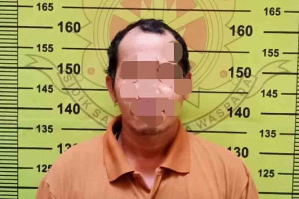 Pria berinisial Hu (45) tersangka penyalahgunaan Bahan Bakar Minyak (BBM)