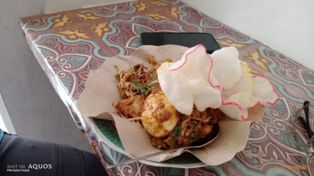 Gado-gado Simpang Puncak (Mama Azis)