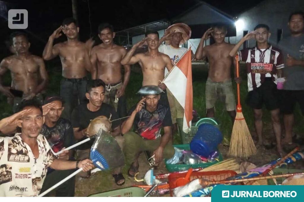 Tim Kansas raih Rp5 Juta dari Panjat Pinang dan melakukan penghormatan saat HUT ke-80 RI- Agus Jb