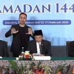 Menteri Agama Nasaruddin Umar didampingi Ketua Umum MUI KH Anwar Iskandar dan para pimpinan lembaga keagamaan saat konferensi pers penetapan 1 Ramadhan 1447 H di Kantor Kementerian Agama, Jakarta, Selasa (17/2/2026).